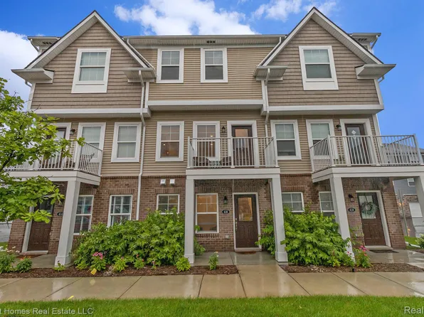 416 Jeff Keeton Dr, Hazel Park, MI 48030