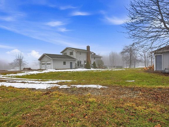 2nd image of 8161 Hazel Dell Rd