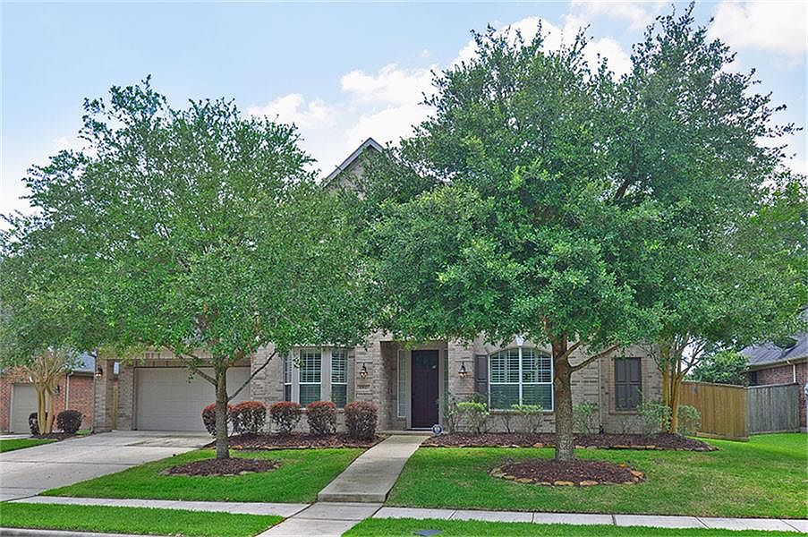 1st image of 10610 Winding Green Dr