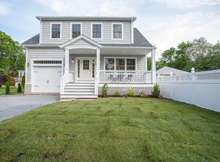 127 Beach St, Sharon, MA 02067