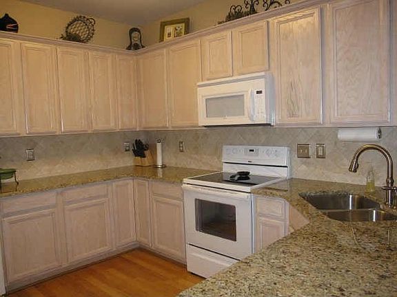 4th image of 6741 Spanish Moss Dr