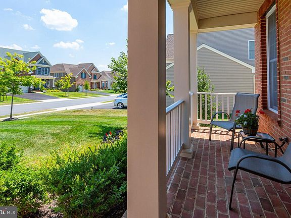 3rd image of 8236 Saint Francis Dr