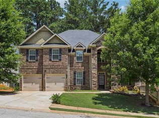 2194 Dodson Woods Dr, Fairburn, GA 30213