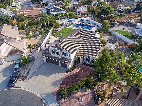 5th image of 25443 Lavender Cir
