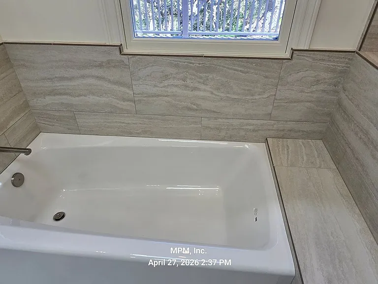 5136 Hillcrest Dr — Photo 13