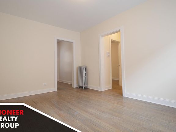 2nd image of 2641 N Spaulding Ave #Dd2w