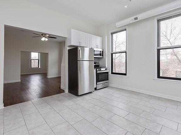 4th image of 2156 W Potomac Ave #3