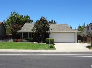 5520 Laguna Park Dr, Elk Grove, CA