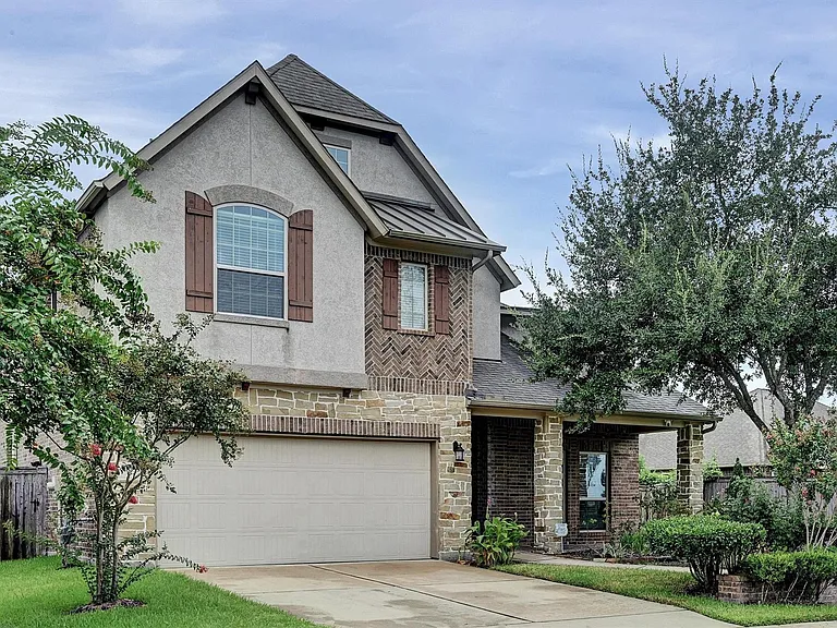 18735 Waketon Dr — Photo 1