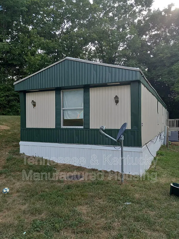 3 bed, 2.0 bath, 1200 sqft, $800 — Photo 1