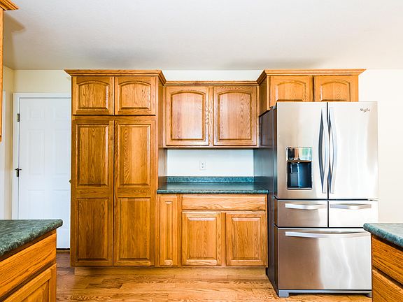 4th image of 4145 Grandwood Cir