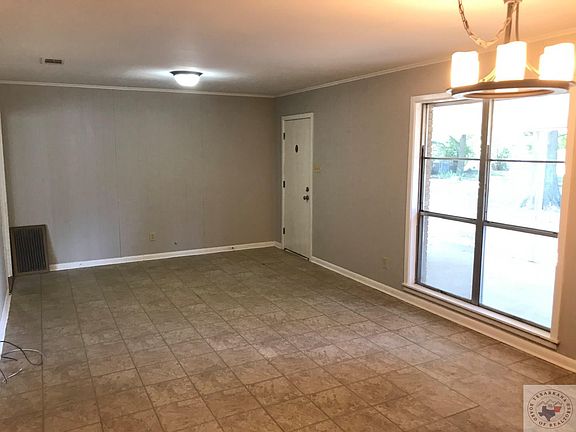4th image of 1613 N Kings Hwy