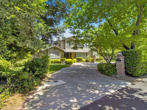 3399 Barberry Ln, Sacramento, CA 95864