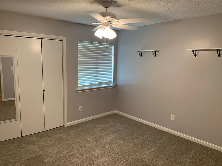 320 Cedarwood Dr #320 — Photo 4