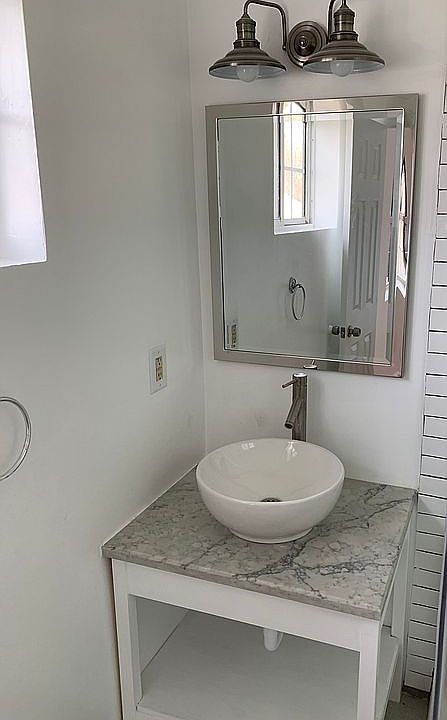1st image of 804 Briarwood Ct