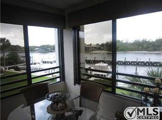 832 Oak Harbour Dr, Juno Beach, FL 33408