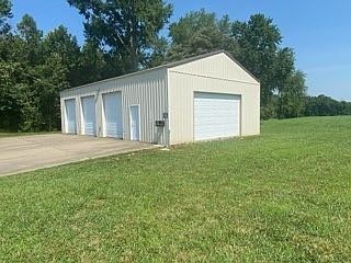 2nd image of 256 Shepherd Hollow Rd
