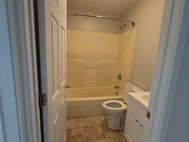 1532 S 2nd St #2R — Photo 5