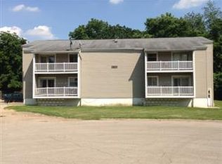 4879 Creekview Rd APT 3, Rockford, IL 61108
