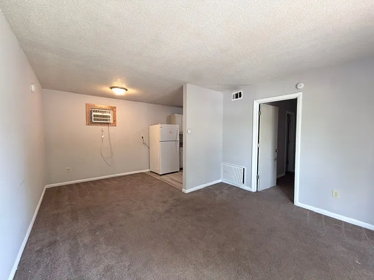 6200 N East Circle Dr — Photo 5