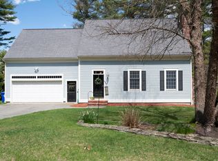 6 Leslie Cir, Pocasset, MA 02559