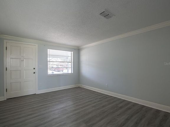 4th image of 8511 Westridge Dr