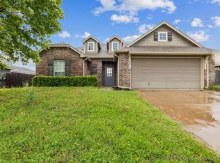 12015 E 110th Pl N, Owasso, OK 74055