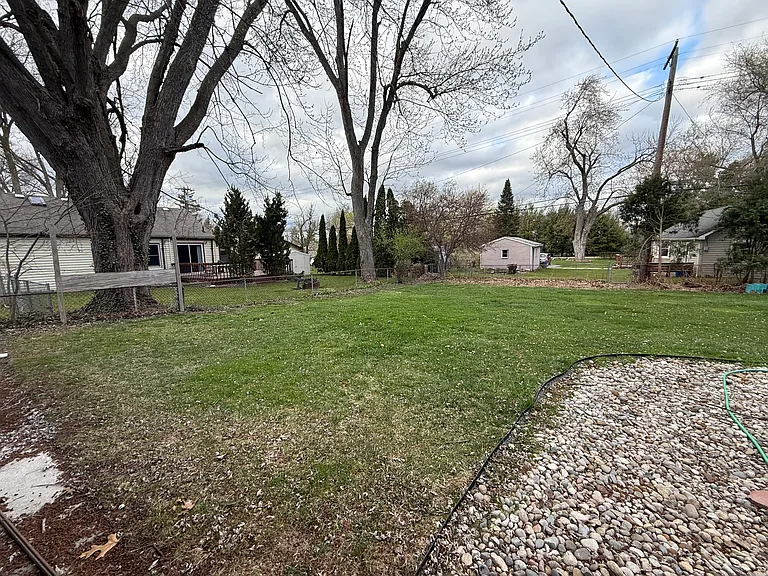 1870 Ward Rd — Photo 5