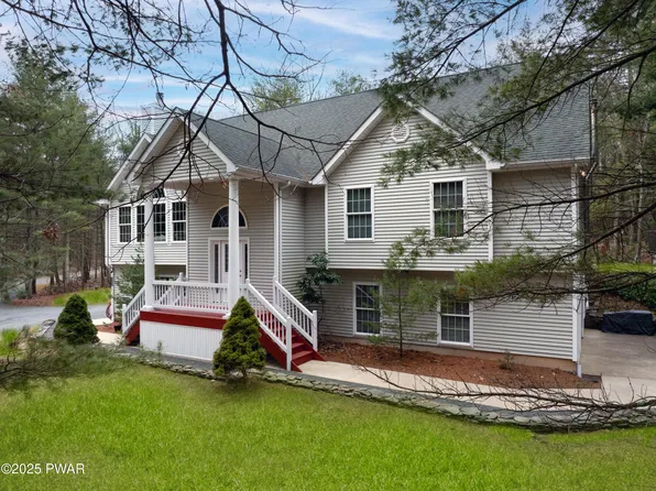 146 Don Dr, Shohola, PA 18458