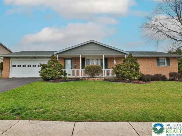 3025 Oakland Dr, Northampton, PA 18067