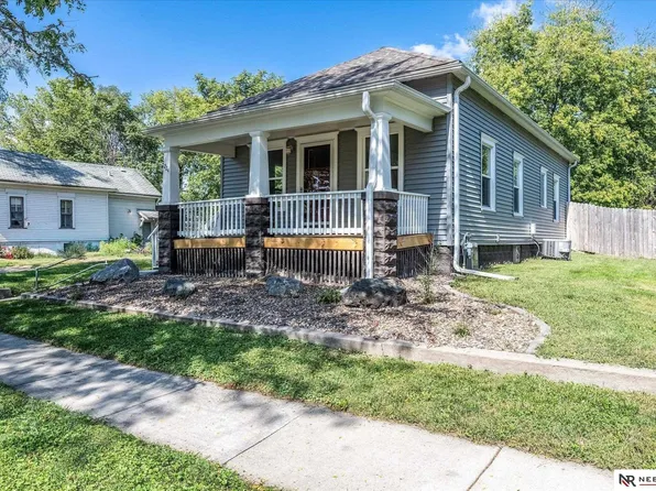 224 W E St, Lincoln, NE 68508