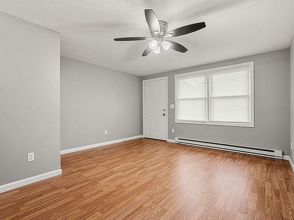 3rd image of 6 Grand Ave #6