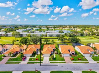 4114 Murfield Dr E, Bradenton, FL 34203