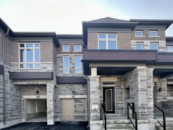 88 Tempel St, Richmond Hill, ON L4E 1K6