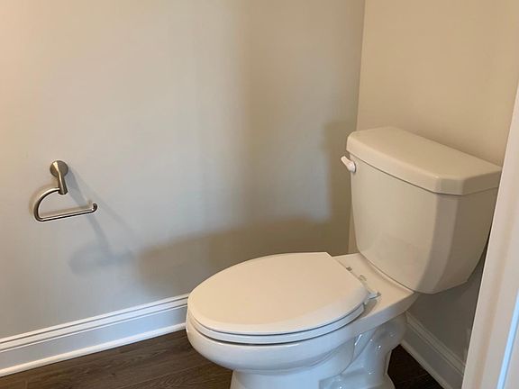 3rd image of 24637 Dogwood Ln