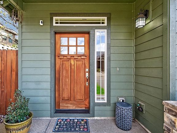 4th image of 18842 Tanoak Way
