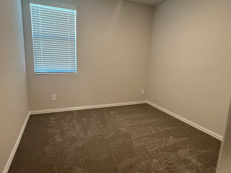4005 Turpin Dr — Photo 18