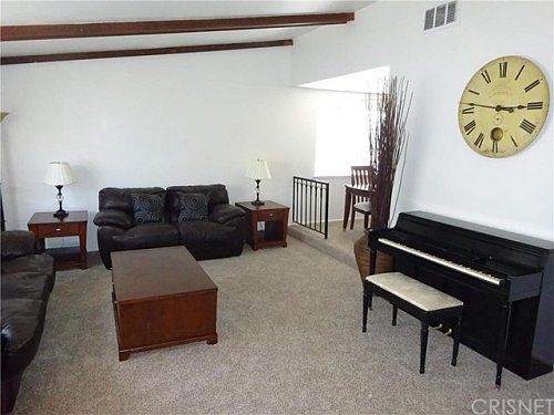 3rd image of 27401 Fairport Ave