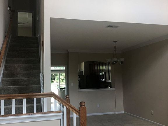 5th image of 8320 Highland St