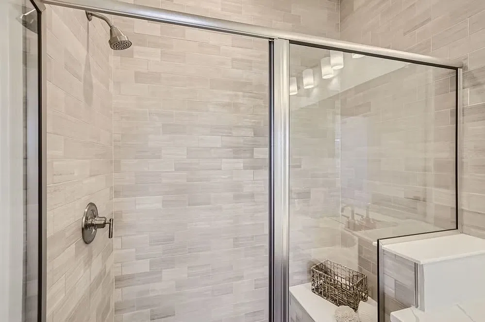 3 bed, 2.5 bath, 1375 sqft, $1,400 — Photo 3