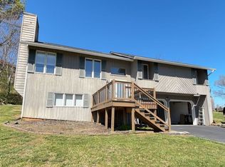 5 Gatewood Dr, Johnson City, TN 37615
