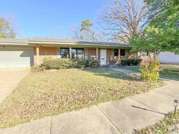 109 Melrose Dr, Texarkana, TX 75501