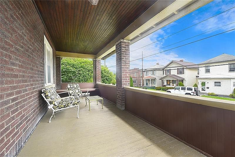 1st image of 925 Highland Ave