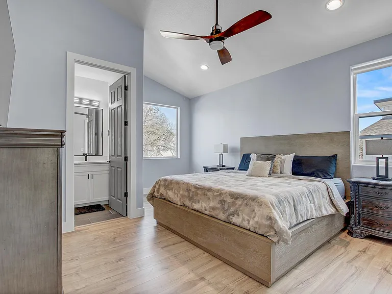 4703 Louis Ave #A — Photo 25