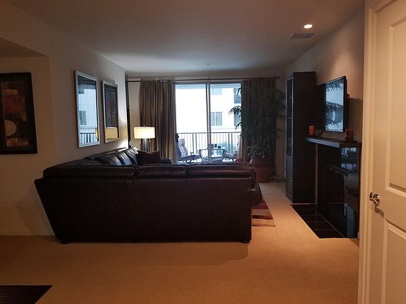 Living Room- View from entrance