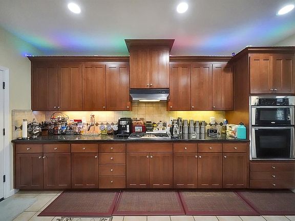 2nd image of 2413 El Vaquero Dr