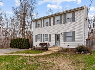 19 Lawrence St, Cumberland, RI 02864
