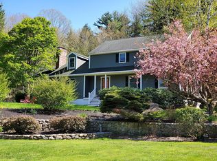 16 Pine Woods Rd, East Kingston, NH 03827
