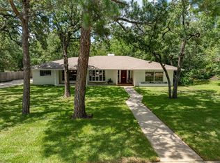 1811 Laurelwood Dr, Denton, TX 76209