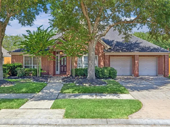 3214 Waters Edge Dr, Manvel, TX 77578